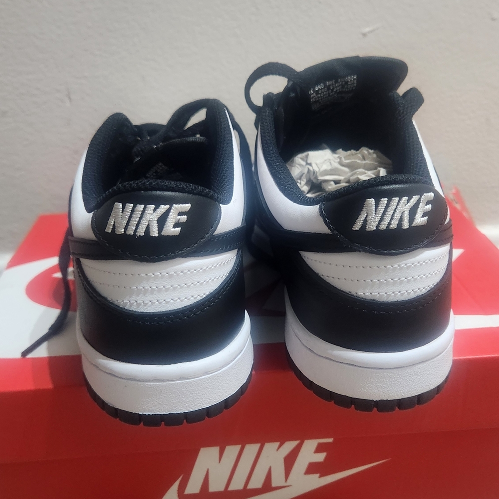 Nike Black and White Sneakers